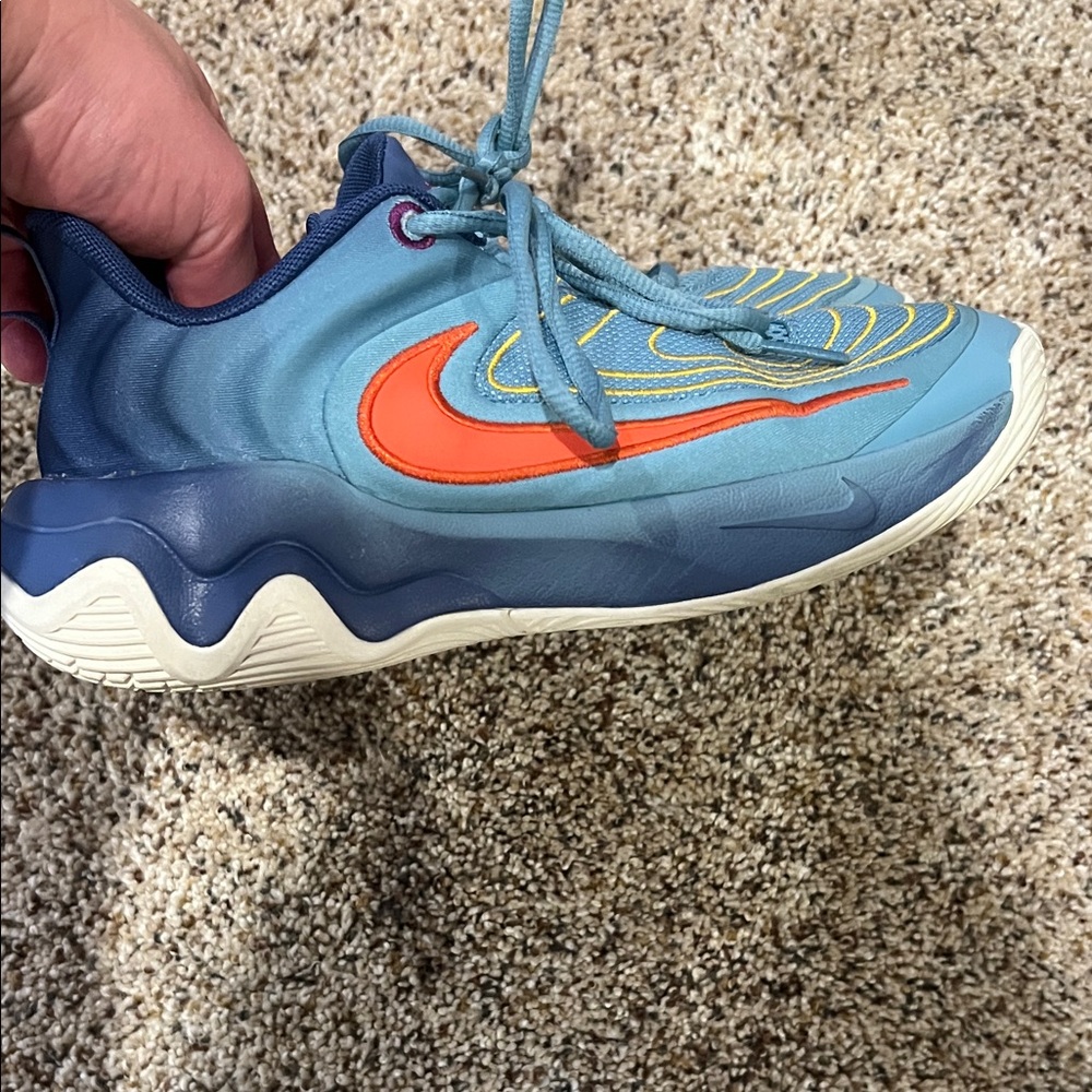 Giannis Immortality 4 Nike Teal and Orange Wave basketball shoes